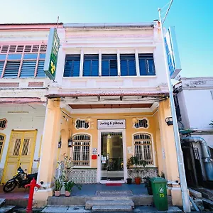 https://swing-pillows-75-muntri-penang.penanghotels.org